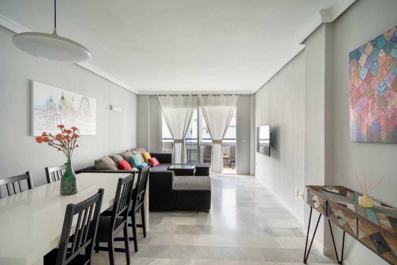 Apartament Arcos Infostays - Free Parking