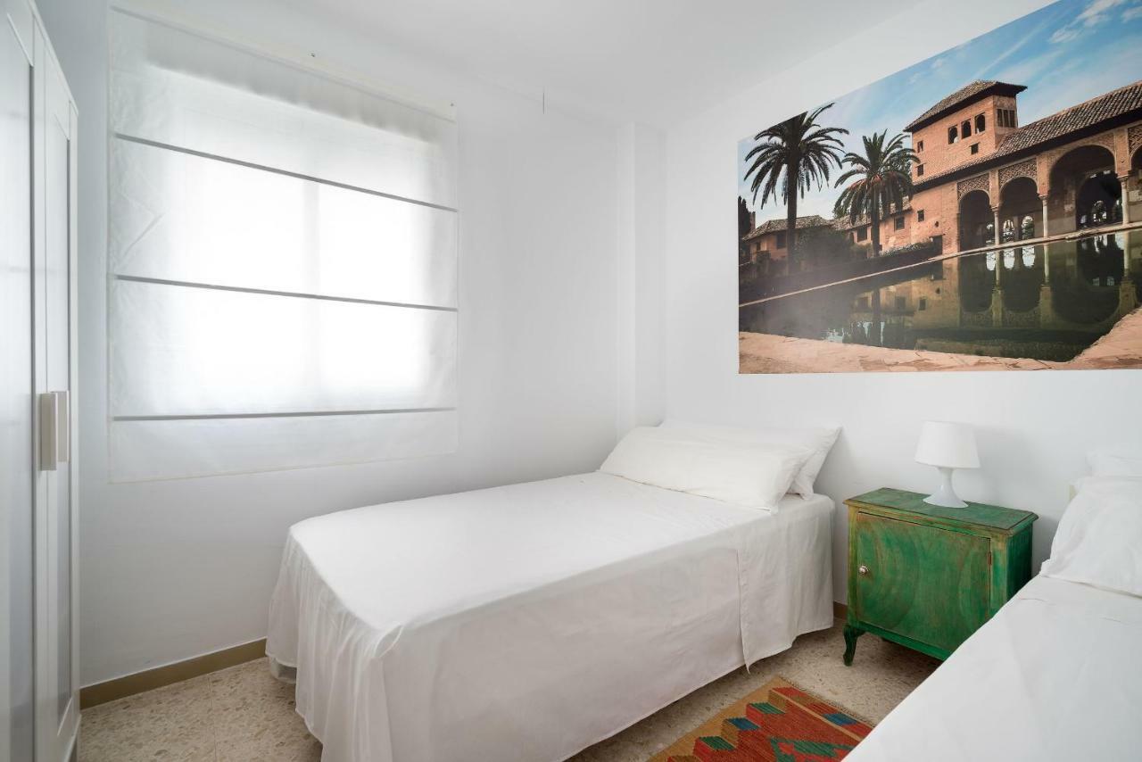 Arcos Infostays - Free Parking Apartament Malaga